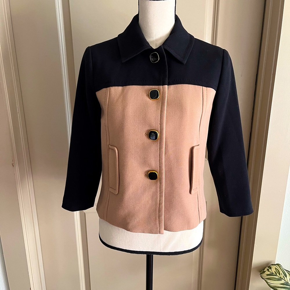 Banana Republic quarter sleeve jacket.